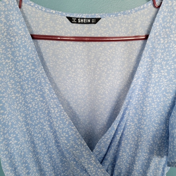 Shein dress - Picture 2 of 2